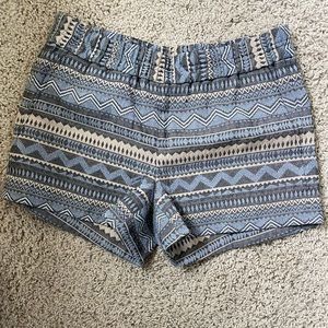 J crew pull on boardwalk shorts size 4